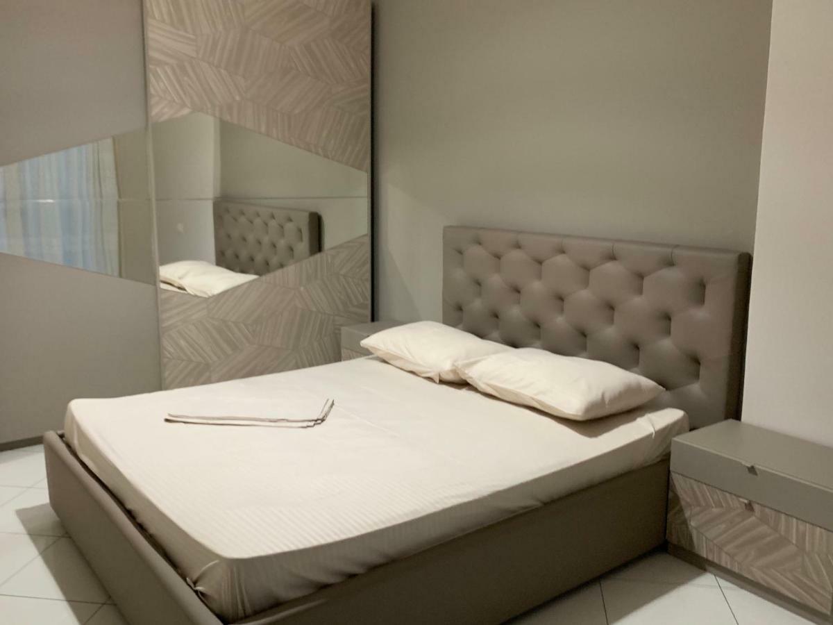 Pearl Seaview Apartment Vlorë エクステリア 写真